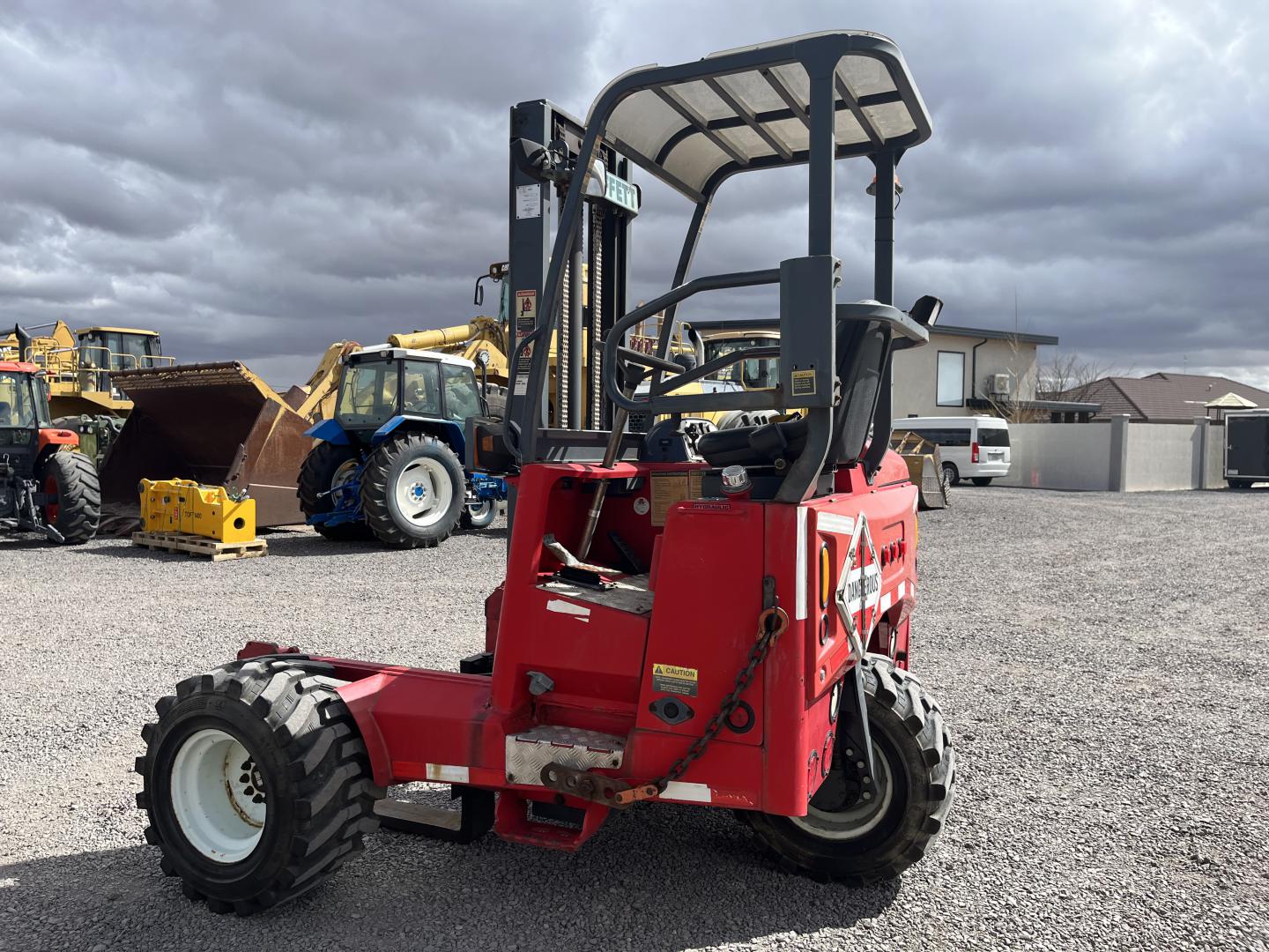 ./imagenes/INVOICE/2019/17403/MONTACARGAS MOFFETT M55 (17).JPG